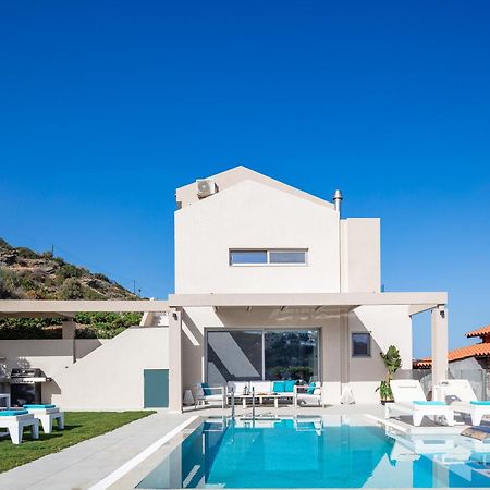 Villa Ligaria Pinnacle Eksteriør bilde