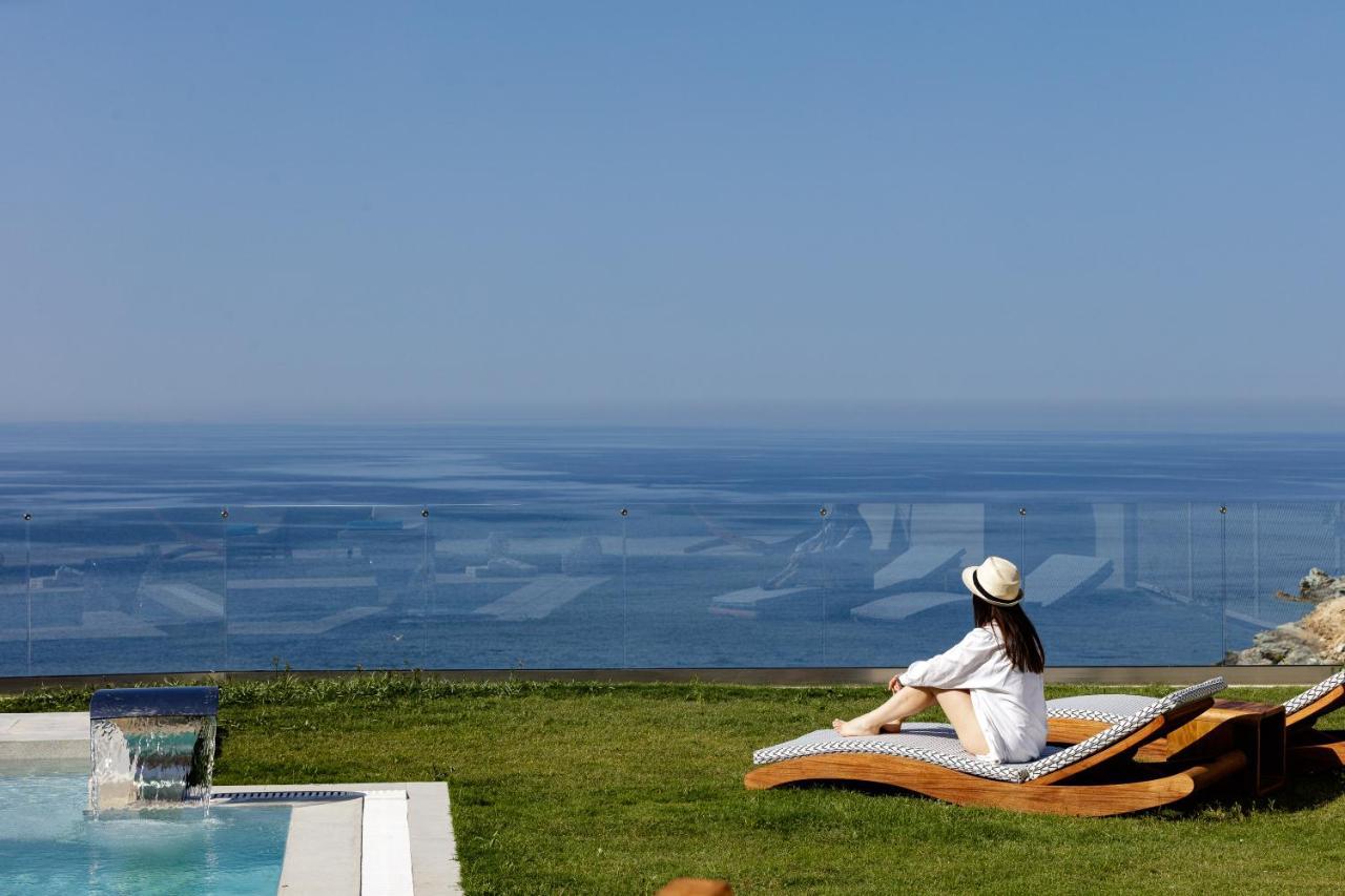Villa Ligaria Pinnacle Eksteriør bilde